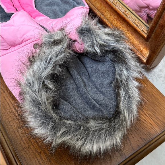 Nautica Dog puffer jacket with removeable faux fur hood. Size XL. Pinks & Gray. - Picture 10 of 16